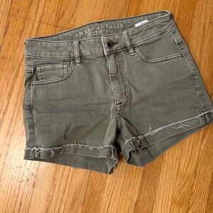 American Eagle Outfitters